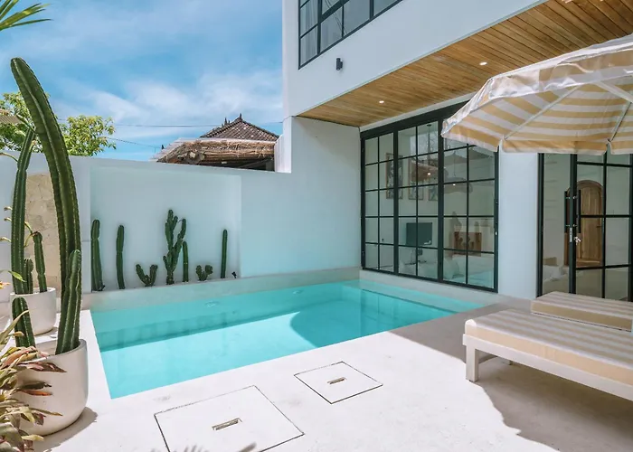 Sunset And Sunrise - 2br Elegant In