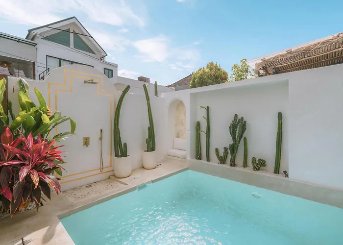 Sunset And Sunrise - 2br Elegant In *