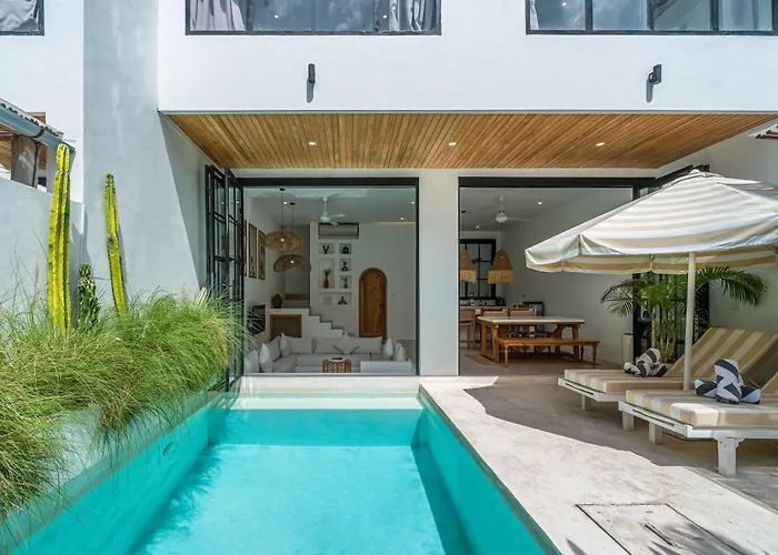 Sunset And Sunrise - 2br Elegant In Canggu
