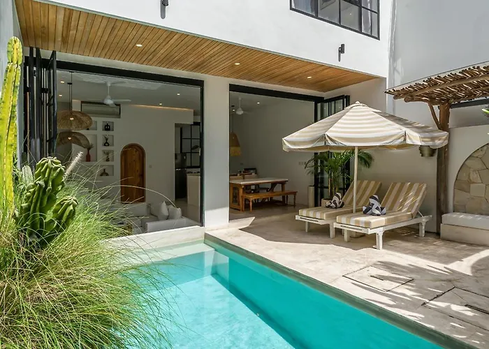 Sunset And Sunrise - 2br Elegant In