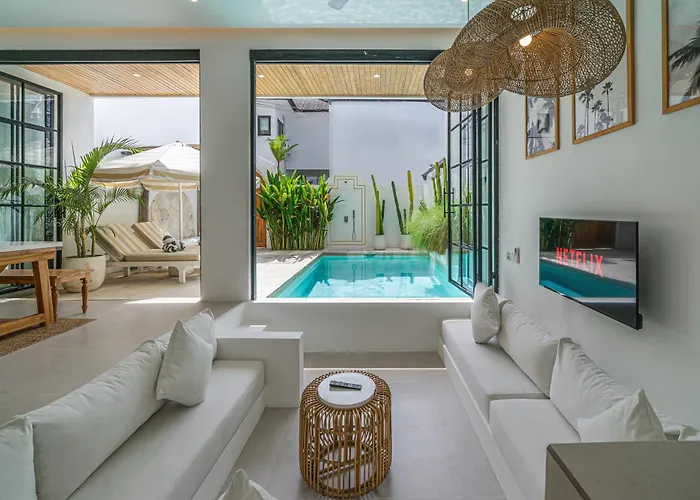 Sunset And Sunrise - 2br Elegant In Villa Canggu