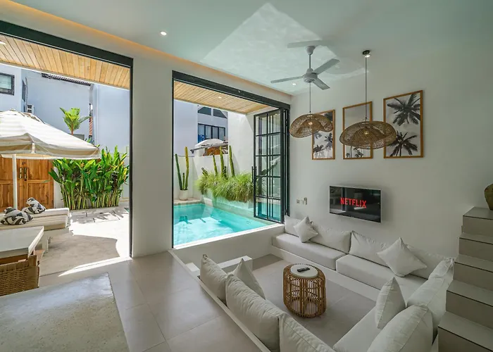 Sunset And Sunrise - 2br Elegant In Canggu