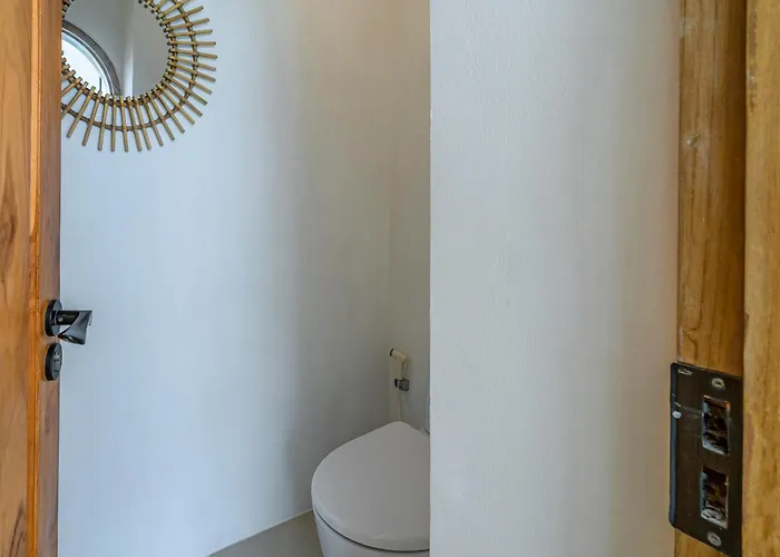 Sunset And Sunrise - 2br Elegant In Villa