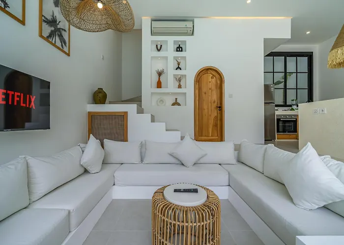 Sunset And Sunrise - 2br Elegant In Villa *