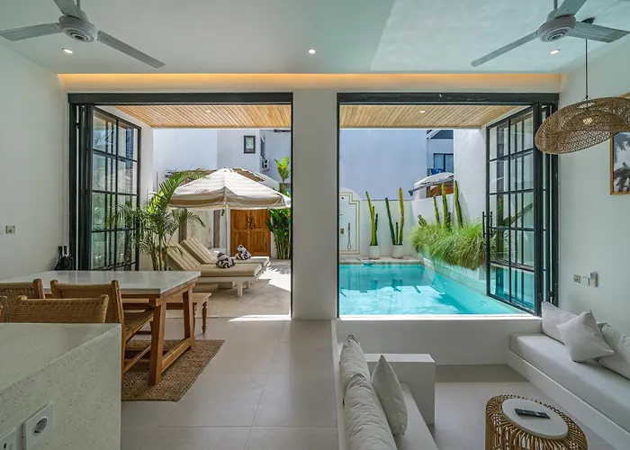 Sunset And Sunrise - 2br Elegant In Villa Canggu